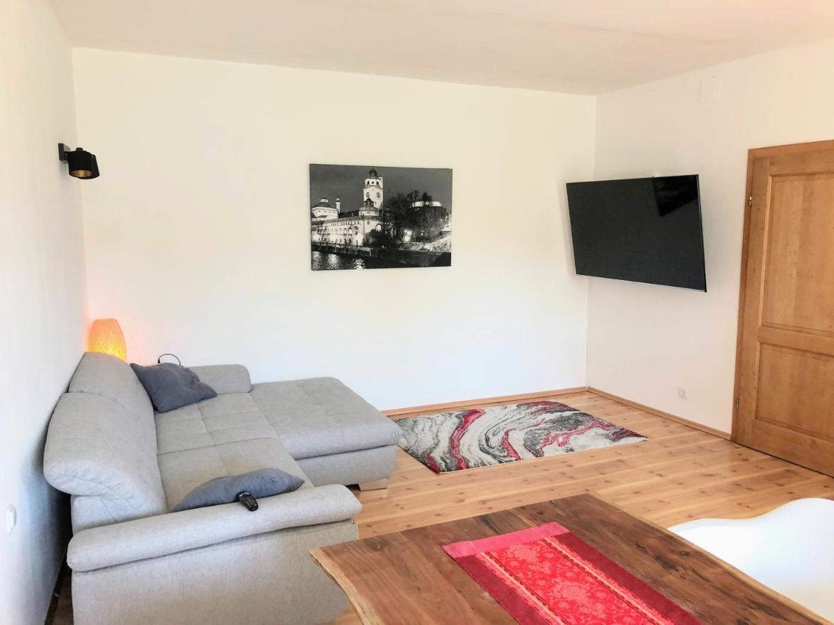Ferienwohnungen Und Appartements Im Idyllischen Vierkanthof, Gruppenurlaube Loipersdorf bei Fuerstenfeld Exterior photo